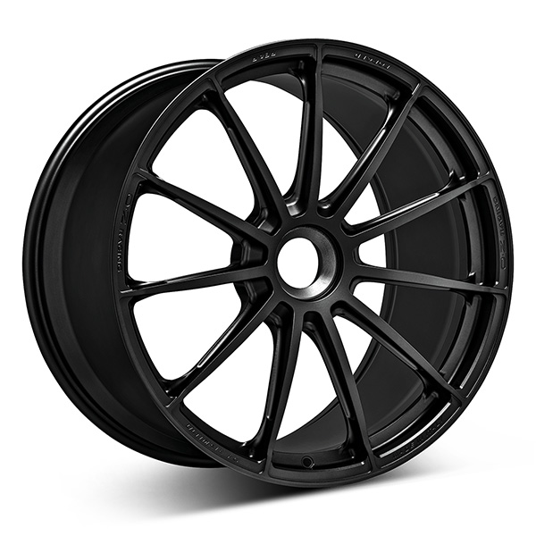 OZ ULTIMATE CL M.BLK 9x20 5/130 ET51 CB84